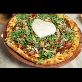 Romana Style Pizza